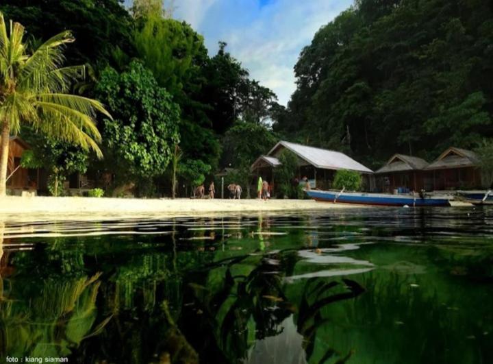 Pondok Lestari Kadidiri Batudaka Экстерьер фото